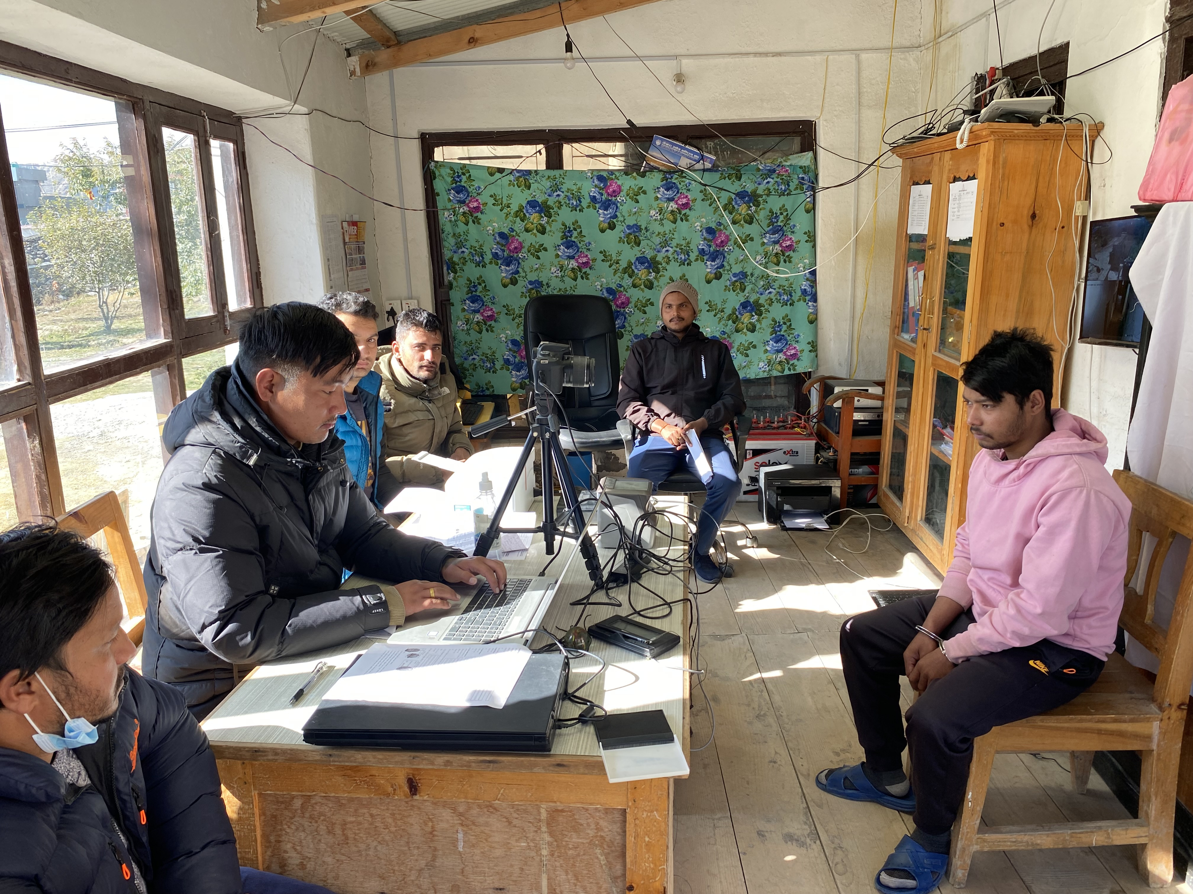 कारागार कार्यालय मुस्ताङमा रहेका कैदि बन्दिहरुको राष्ट्रिय परिचयपत्र बिबरण दर्ता गर्ने कार्य सम्पन्न।
